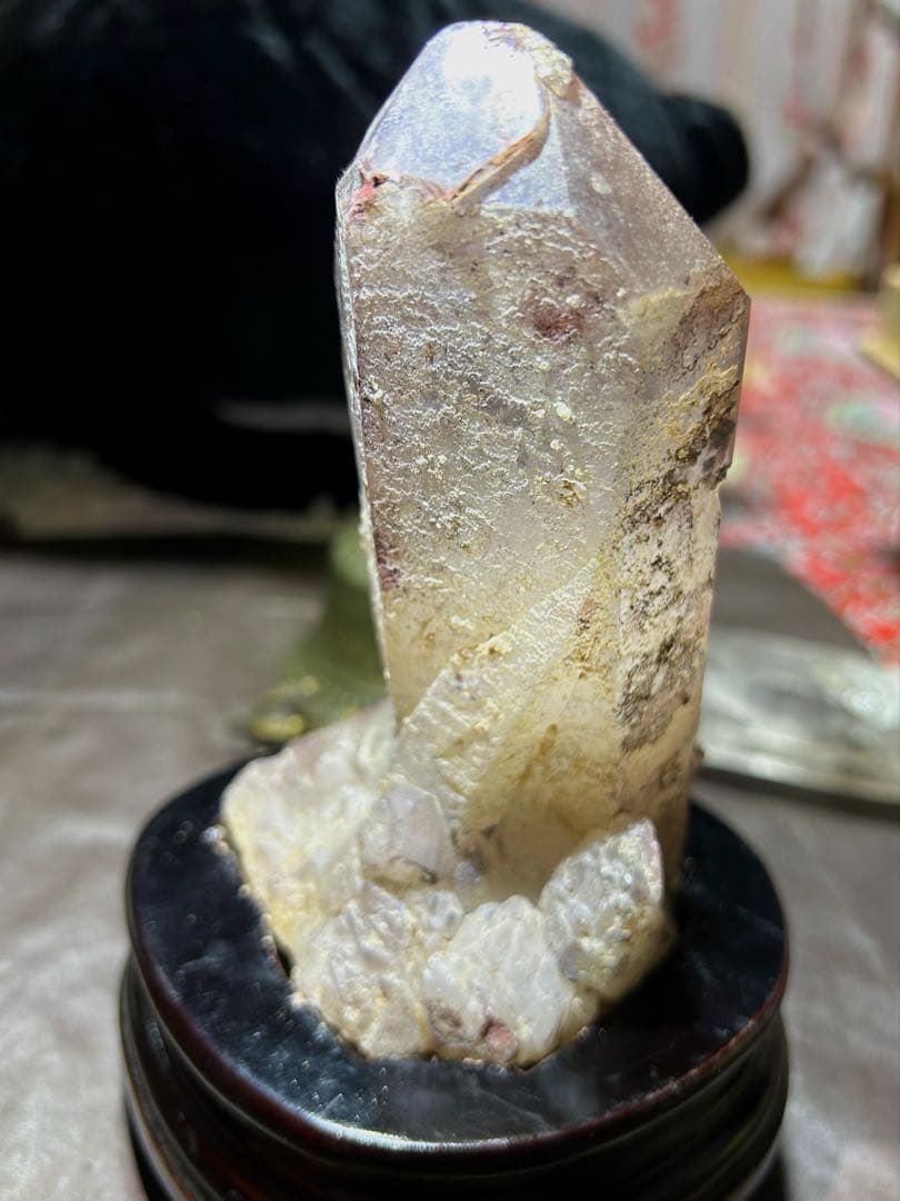 ☆ chie様帝王秘宝！ブラック　レッド　スーパーセブン　水晶　クラスター　原石