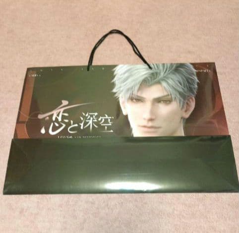 JP初イベント　恋と深空 ポップアップショッパー　缶バッジセット