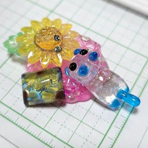 カヤ　　☪︎⋆☽様　7/21 猫　レジン　ペンダント　ヘアゴム　ブルー　ひまわり
