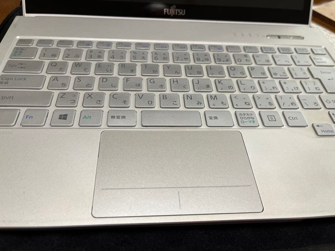 【値下げ】Fujitsu LIFEBOOK SH90/M windows8.1