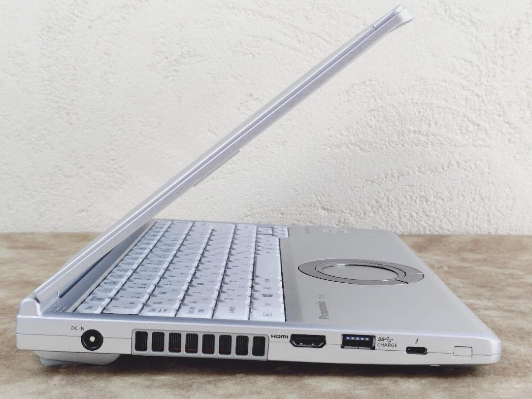 【美品】Let's note CF-SV9 新品SSD、バッテリー100%