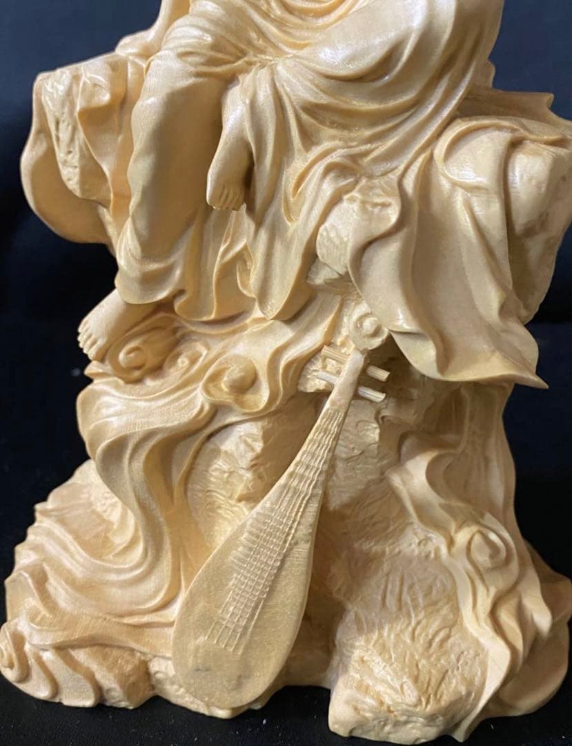 総檜材　現代美術　人体美術　一刀彫り　琵琶美人像　ヌード　海岸美少女
