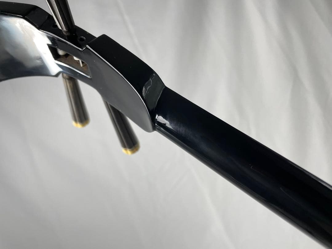 照喜名三味線店 黒檀棹・本皮1枚張り 沖縄三線