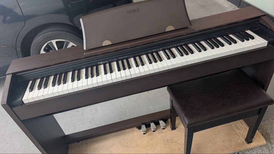 送料込み CASIO PX-770 電子ピアノ 2022年購入 激ほぼ新品レベル