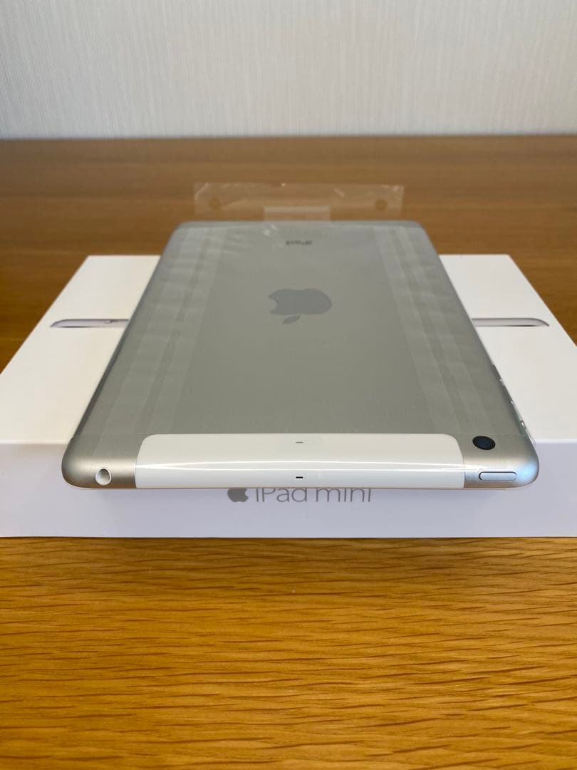 iPad 本体　新品未使用 iPad mini シルバー 本体　付属品完備