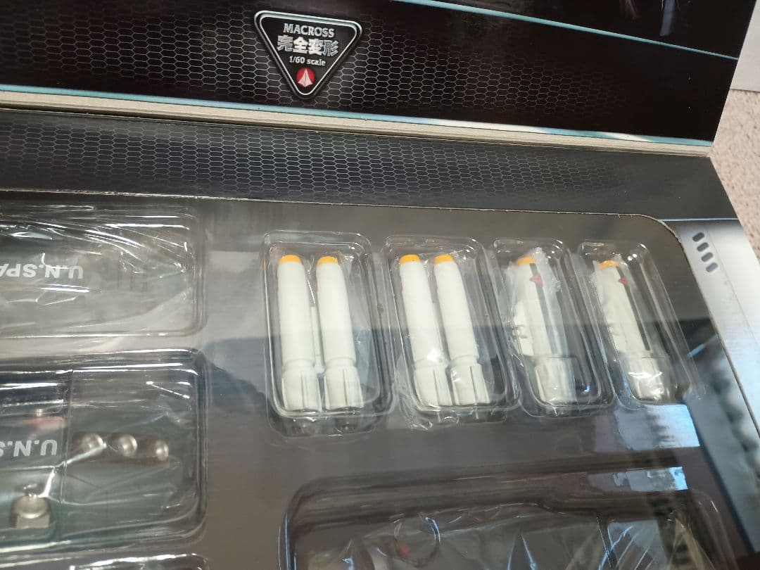1/60 やまと　マクロスVF-1Sウェザリング特別仕様ロイ・フォッカー機