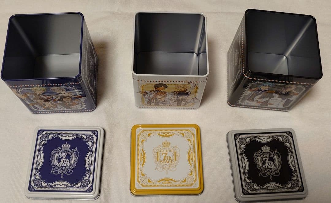 うたプリ　AGF　リバーシブルショルダー　一十木音也　クッキー缶　光るバッジ