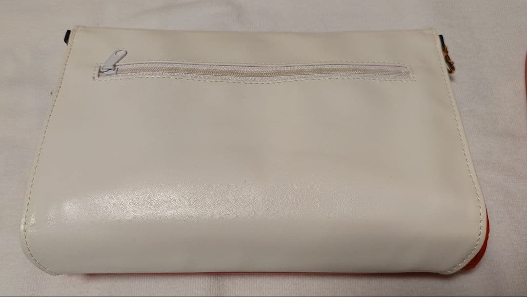 うたプリ　AGF　リバーシブルショルダー　一十木音也　クッキー缶　光るバッジ