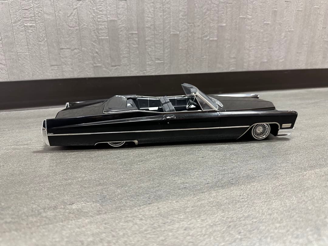 Cadillac Deville 1/18 ローライダーカスタム