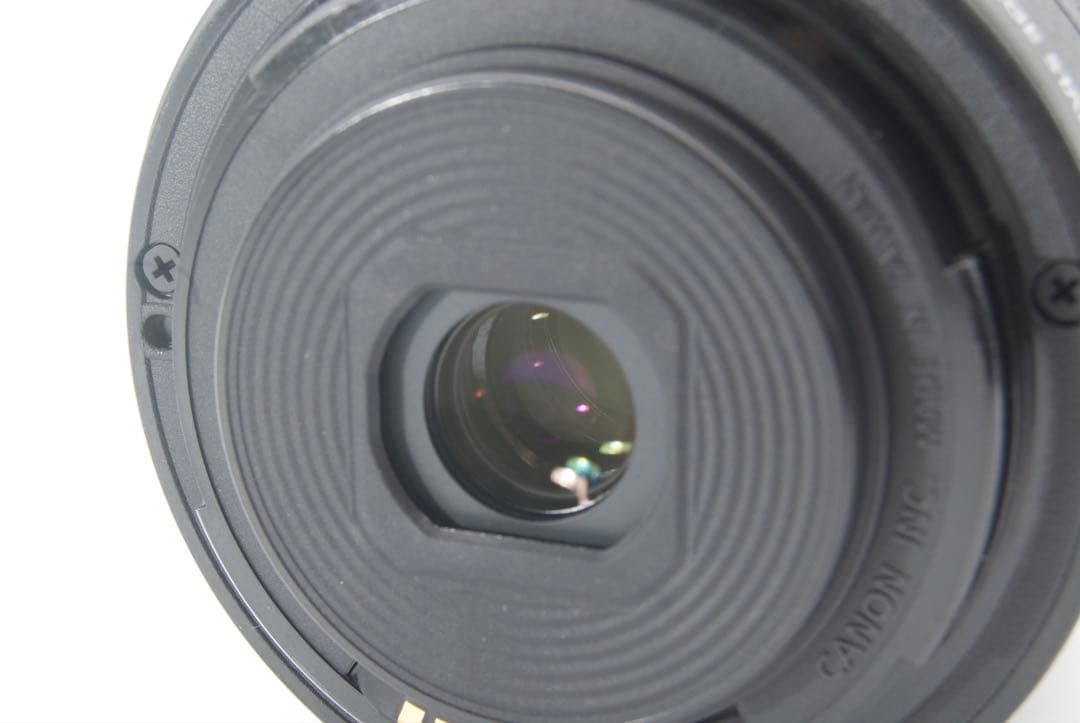 Canon EOS Kiss X10 ダブルレンズ　4K動画　デジタル一眼レフ