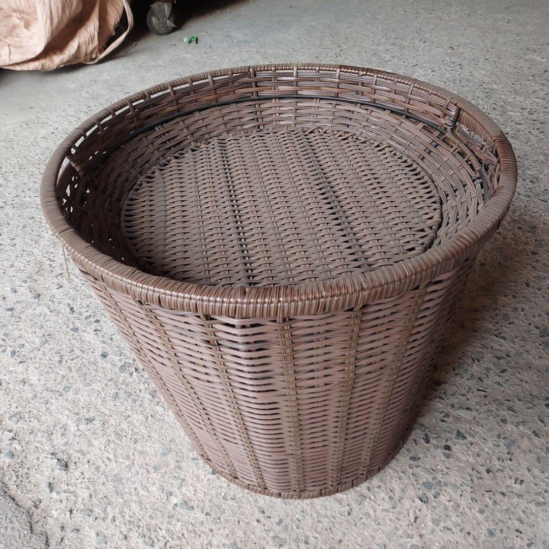 陳列用什器　バスケット　福岡市引き取りのみ。現地決済値引き可　条件有