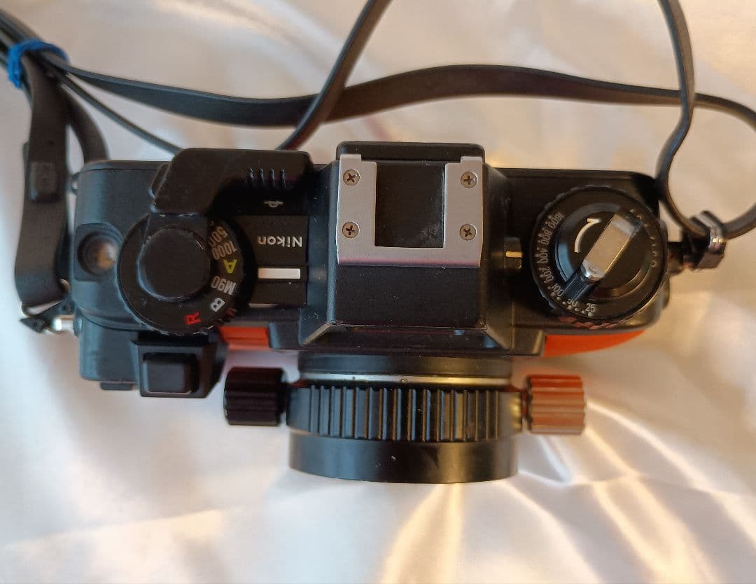 Nikon NIKONOS-V フィルムカメラ オレンジ 水中カメラ レンズ付き