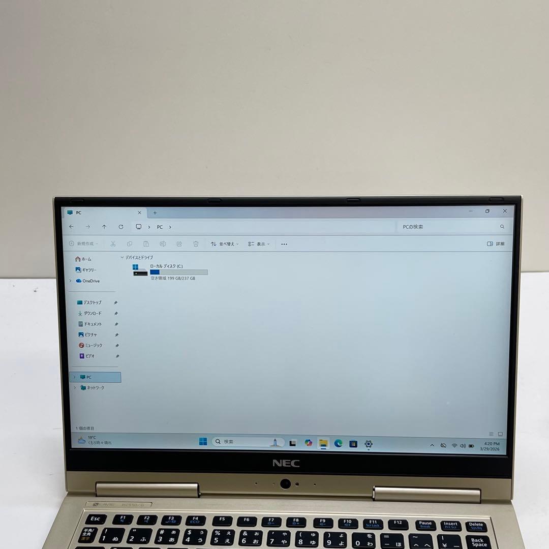 Windowsノート本体 NEC LAVIE HZ550/G i5-7200U 4Gb SSD256Gb
