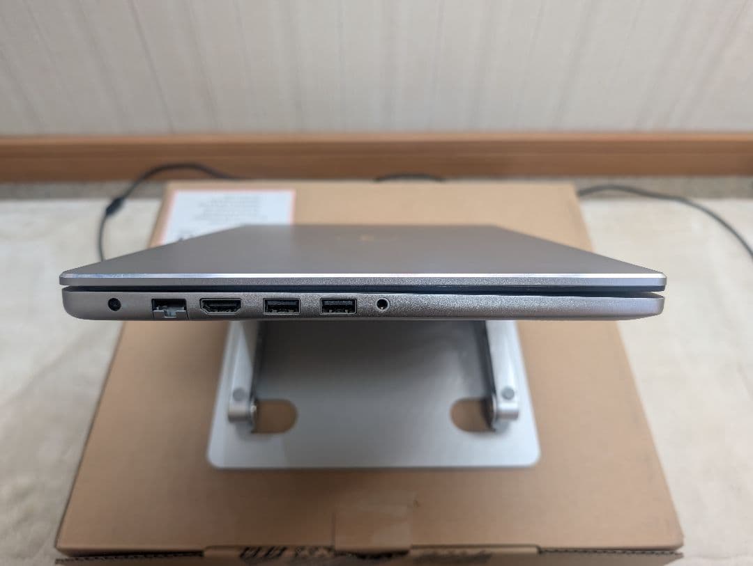 【オマケ付】DELL Inspiron 14 7460 シルバー