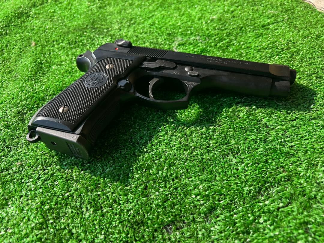 ブラックガスガン 2丁セットMILITARY -29598