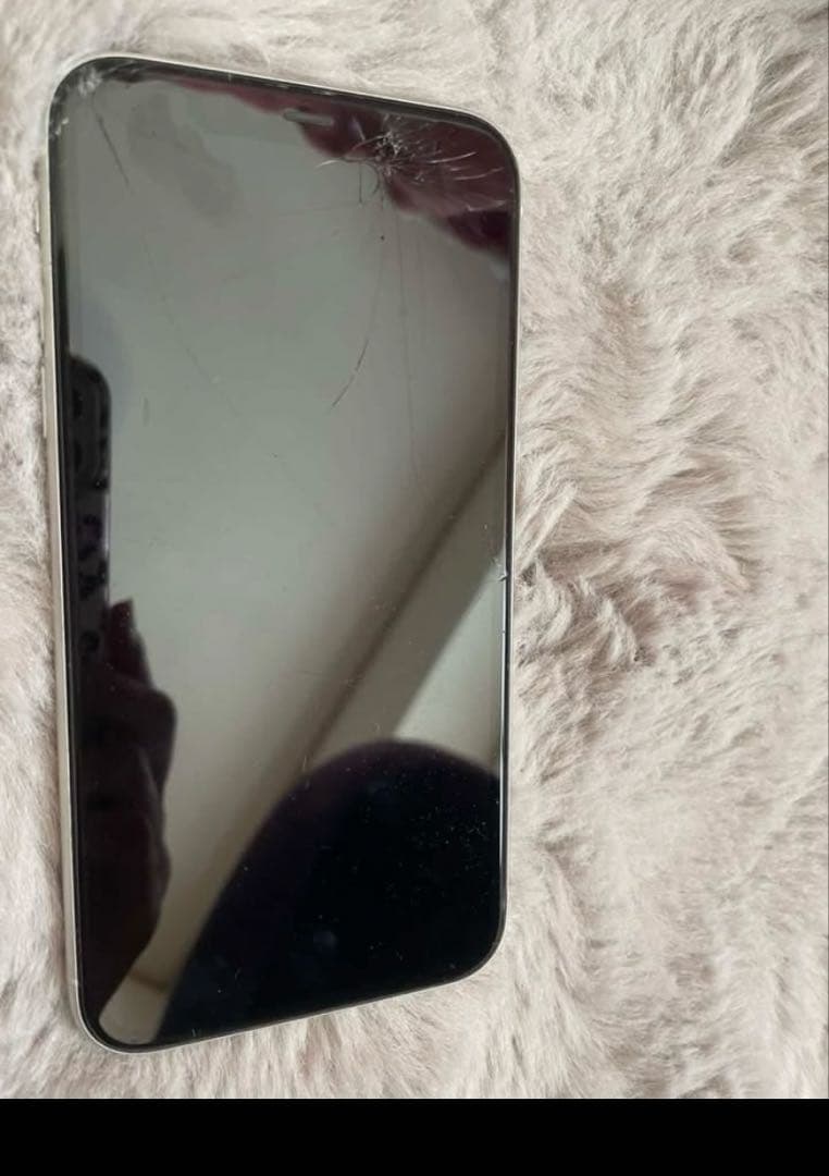 Apple iPhone 11 64GB ホワイト