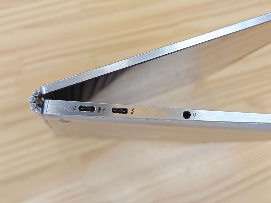 限定版スター・ウォーズ仕様 Lenovo Yoga920-13IKB Glass