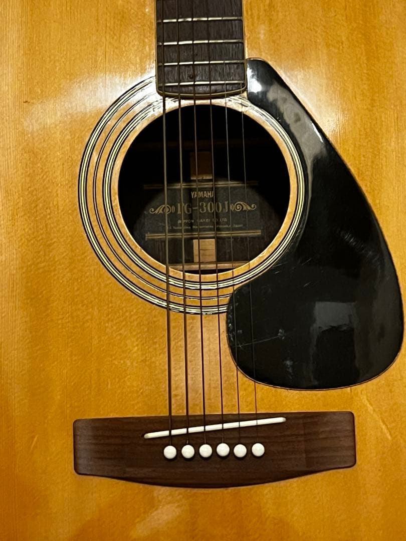 6時間セールYAMAHA FG-300J 黒ラベル　ビンテージ　ケース付き