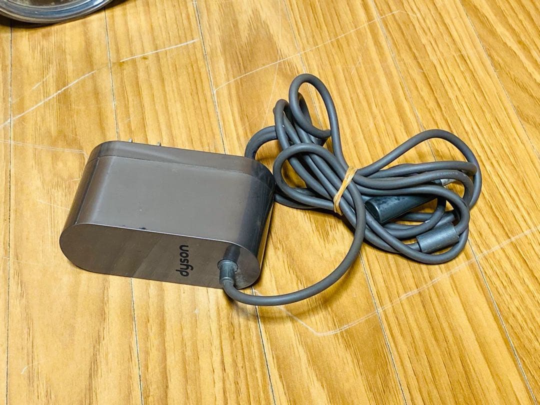 Dyson DC61/62 ダイソンコードレスクリーナー