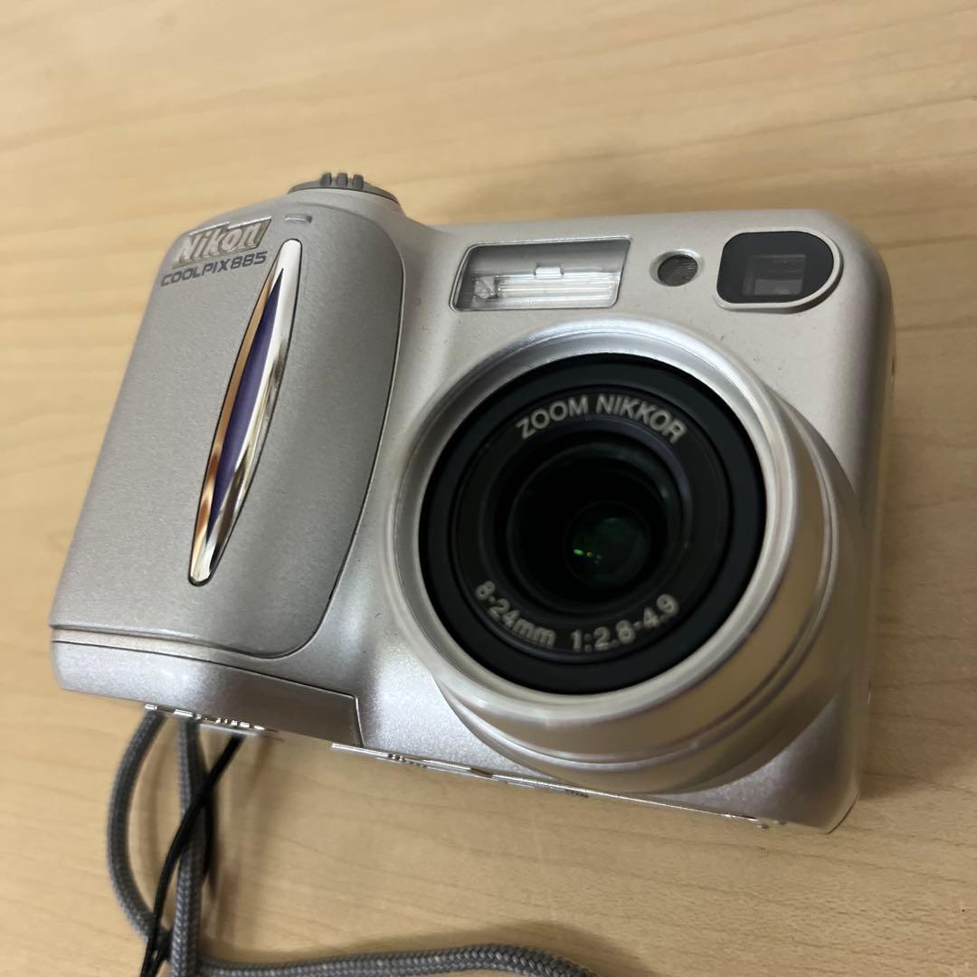 Nikon coolpix885　デジタルカメラ