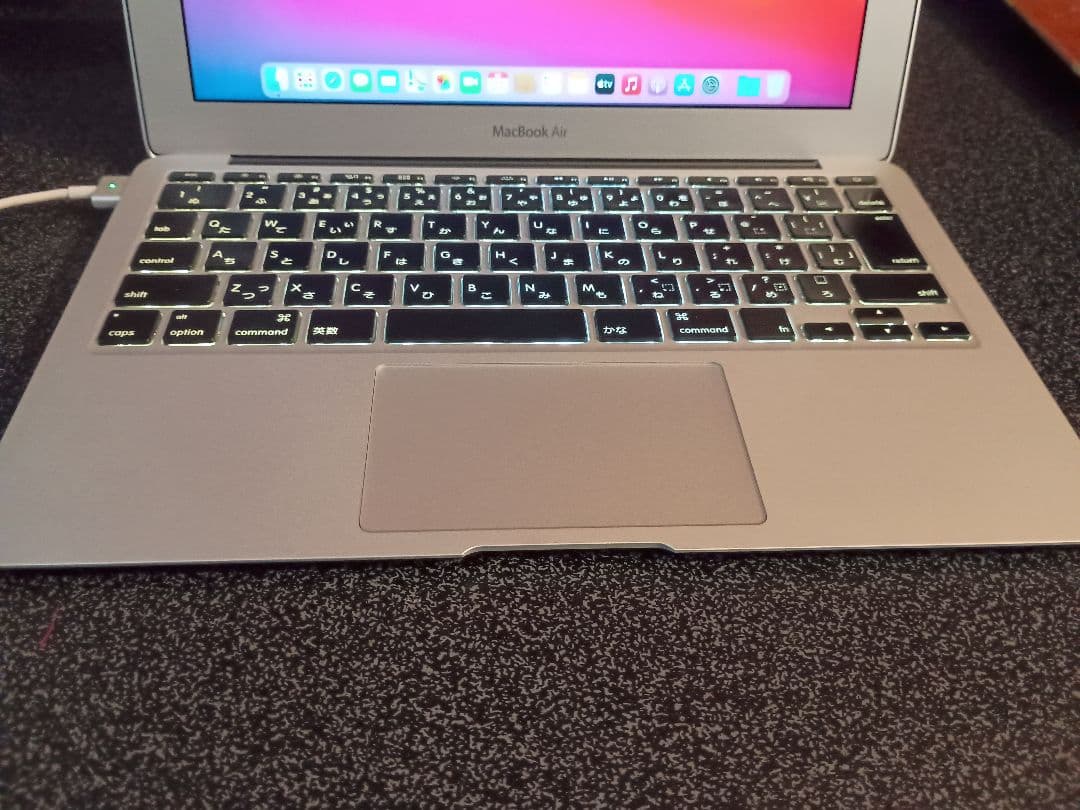 美品MacBook Air 11インチ Mid 2013 一切保証なし送料込み！