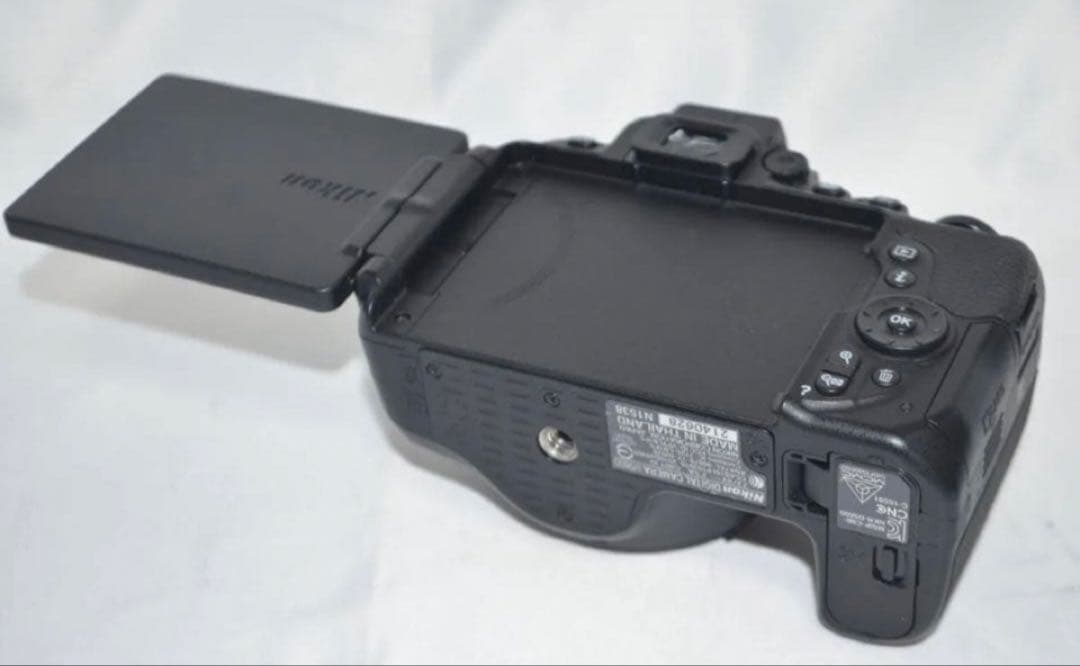 極上美品！Nikon 5600 18-55mmキット　シャッター回数700回未満