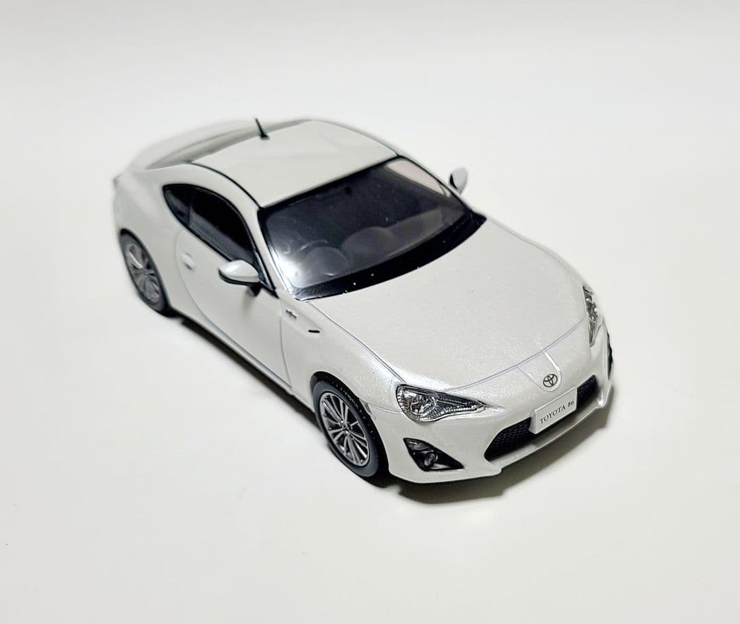 トヨタ 86 カラーサンプル
