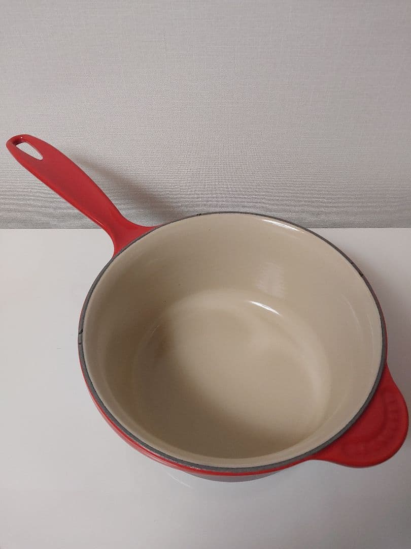 美品　ル・クルーゼLE CREUSET レッド 片手鍋　20センチ赤