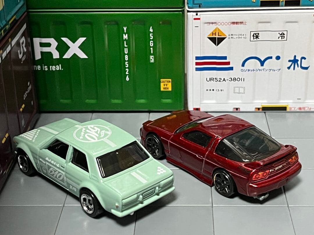 カラーサンプル ヤリス ホットウィール シビック 180SX ダットサン トミカ