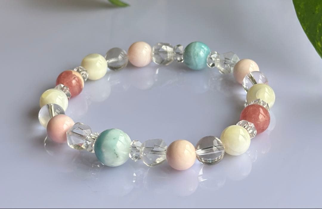 ラリマー×インカローズ×クイーンコンクシェル 天然石ブレスレット 愛と癒し