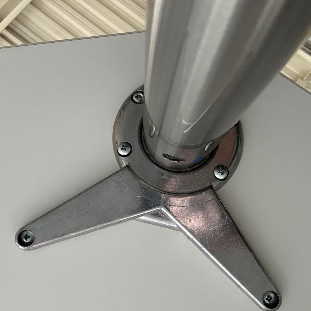 【引取価格】PLUS パソコンデスク ブーメランデスク 鍵付き引出し 白