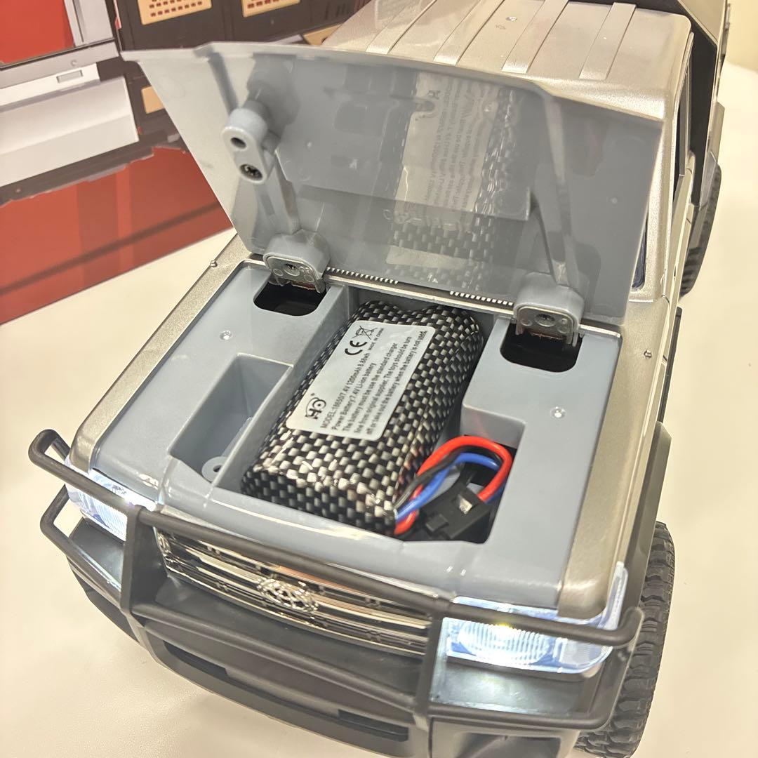 ランドクルーザー オフィシャルライセンスモデル　オーバーランド仕様　シルバー