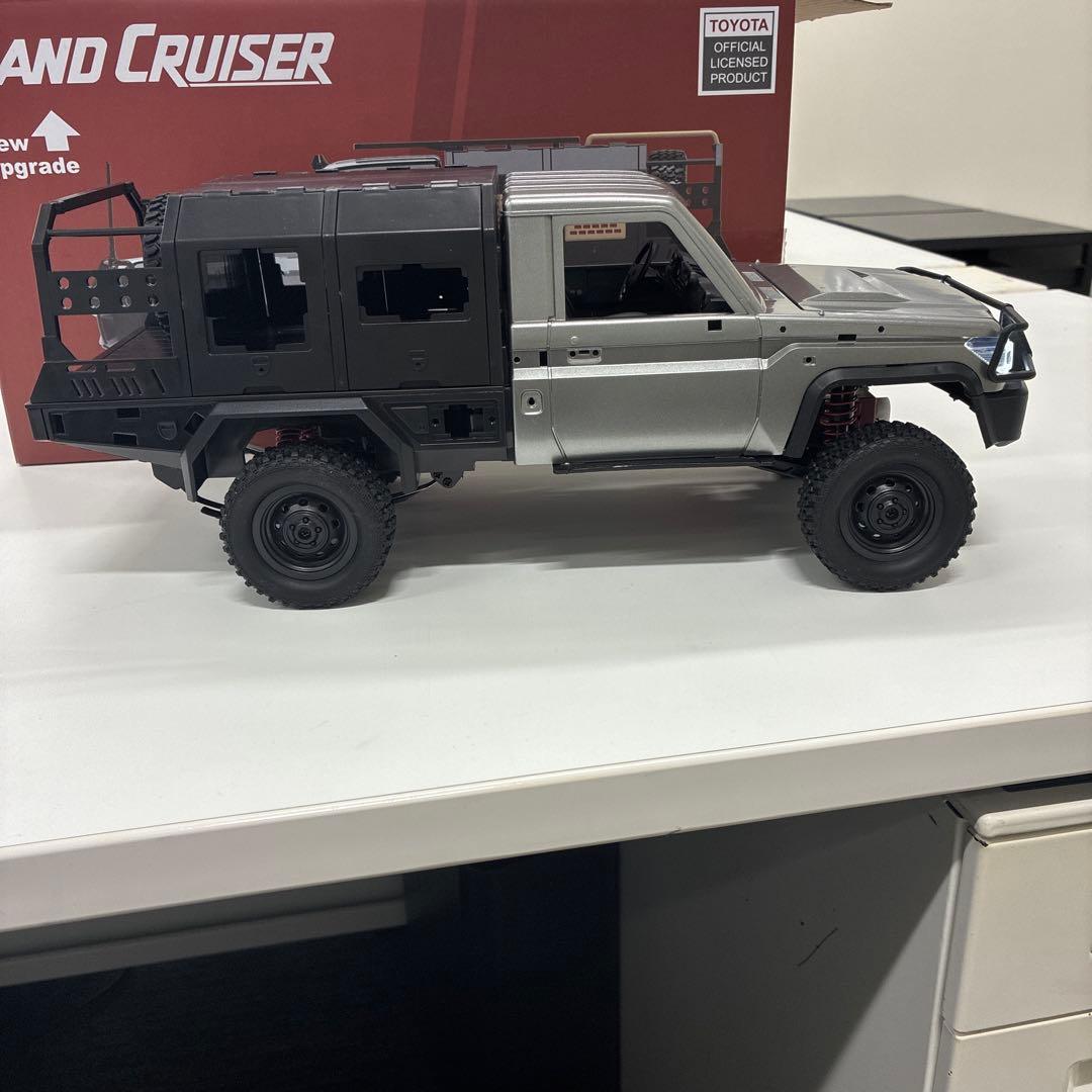 ランドクルーザー オフィシャルライセンスモデル　オーバーランド仕様　シルバー