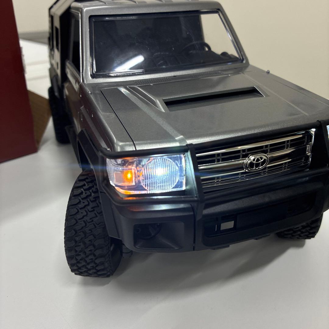 ランドクルーザー オフィシャルライセンスモデル　オーバーランド仕様　シルバー