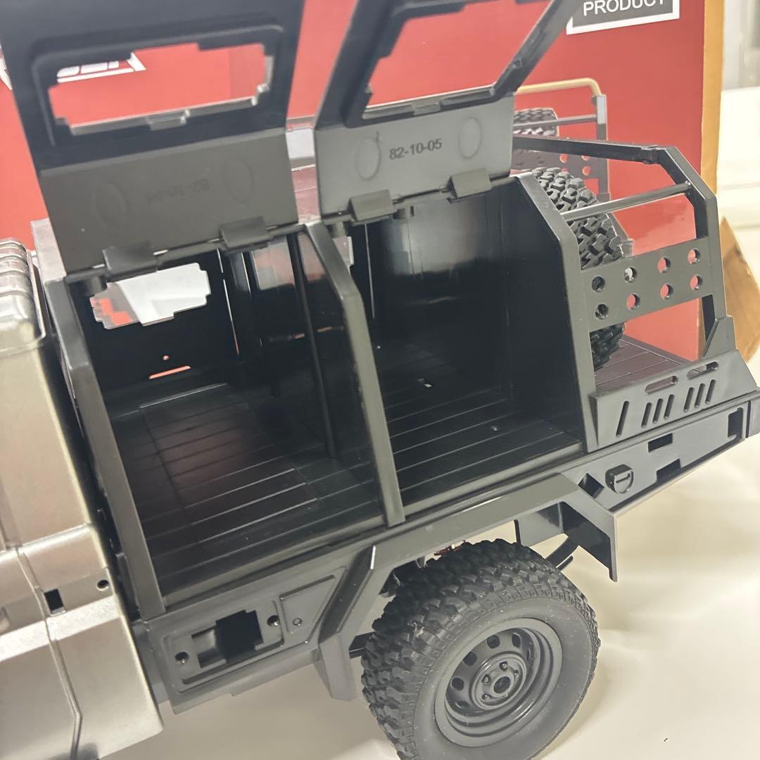 ランドクルーザー オフィシャルライセンスモデル　オーバーランド仕様　シルバー