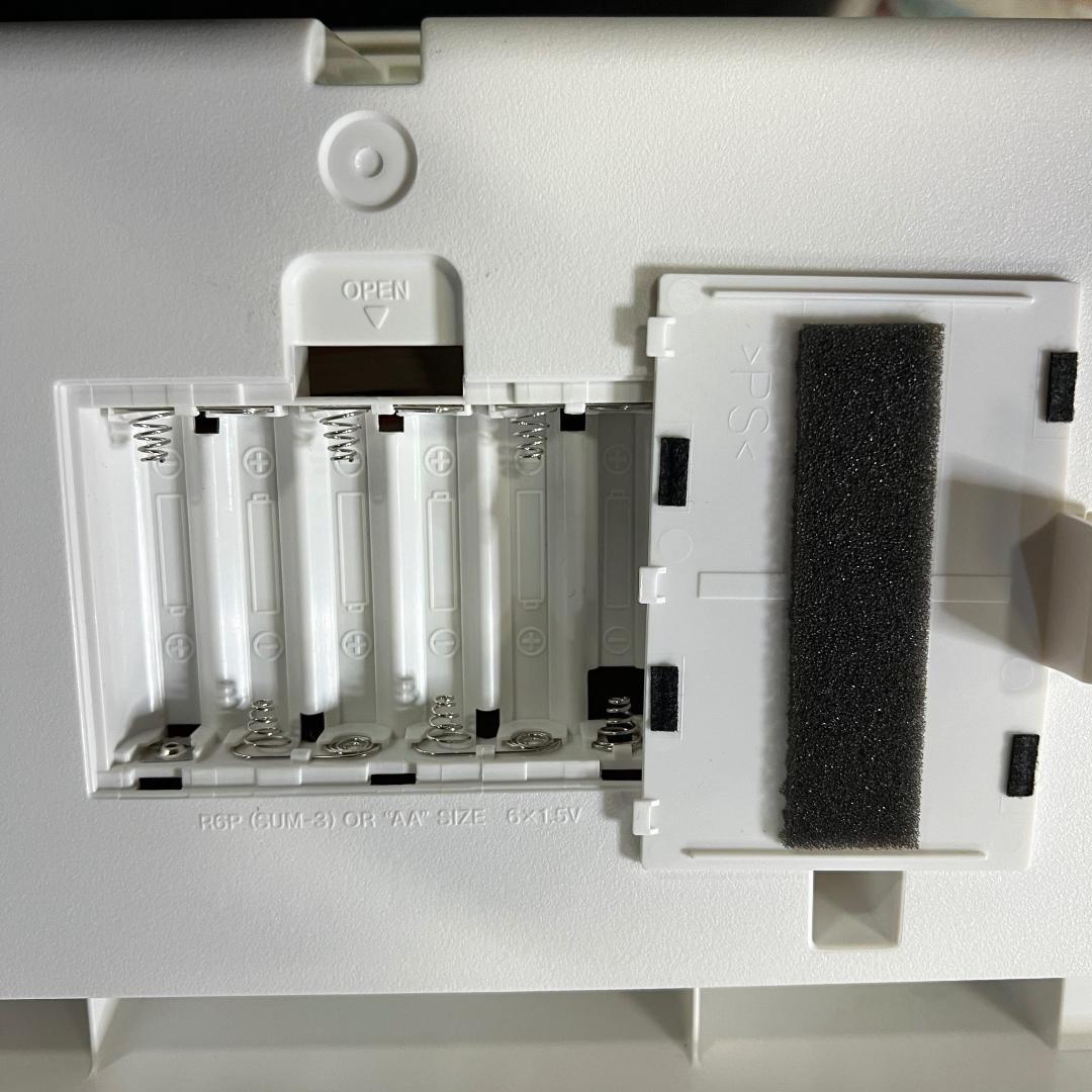 E095★　CASIO カシオ　LK-516 光ナビゲーション キーボード