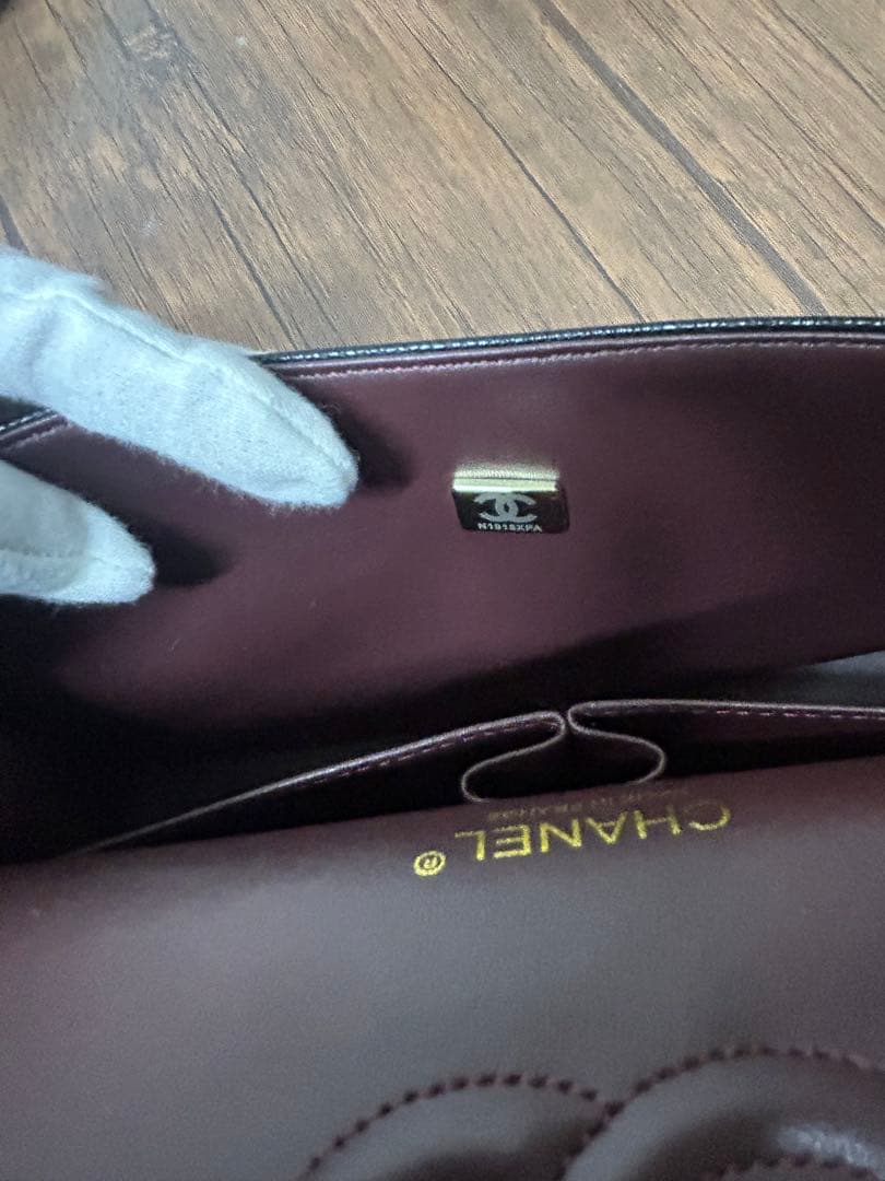 ノベルティブラック キルティング ショルダーバッグ