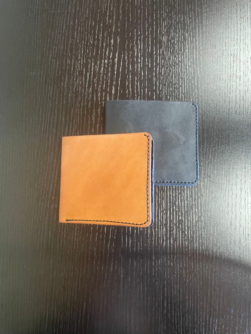 ブラウンレザー二つ折り財布