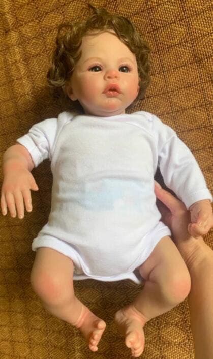 リボーンドール 抱き人形