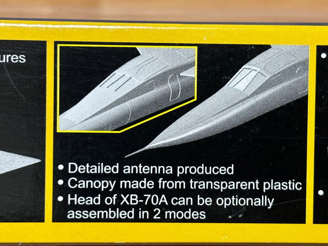サイバーホビー 1/200 XB-70A ヴァルキリー AV-1 未組立