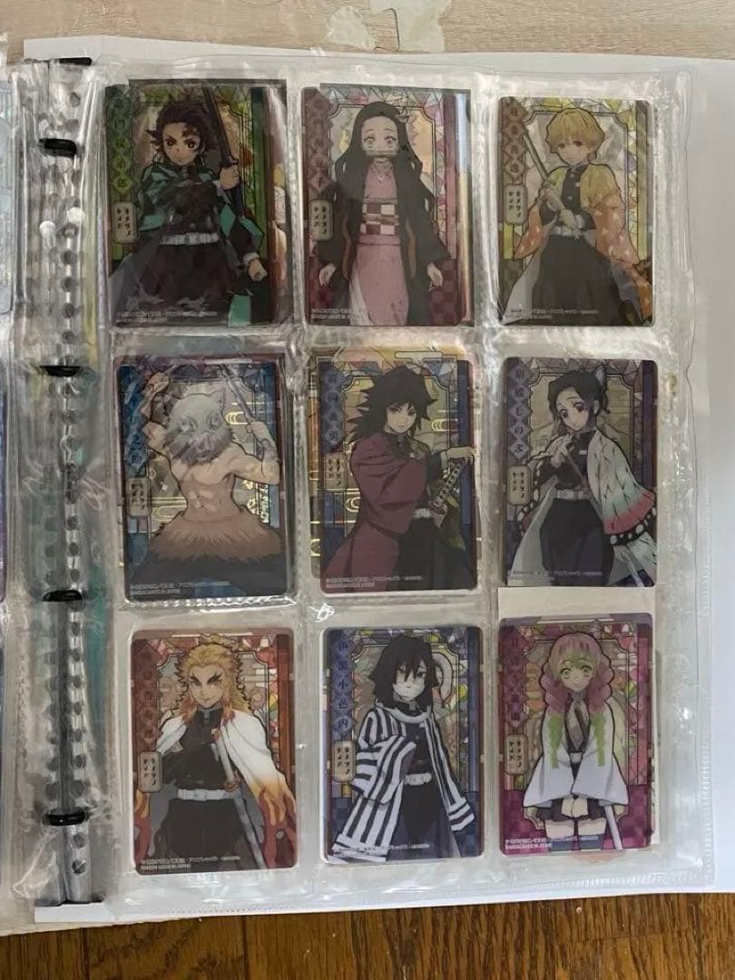 鬼滅の刃 ウエハース シール カード 缶バッジ ビックリマン キーホルダー