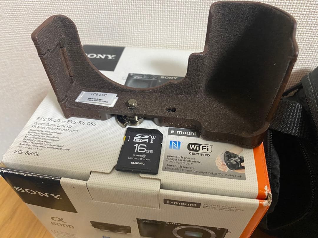 【動作確認済み】SONY α6000 シルバー パワーズームレンズキット