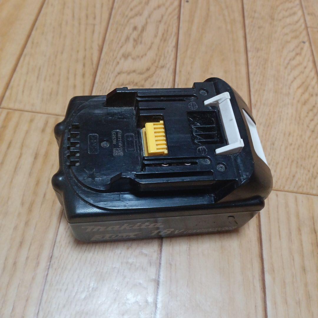 マキタ18V充電式クリーナ　CL182FD 純正バッテリー、純正充電器付