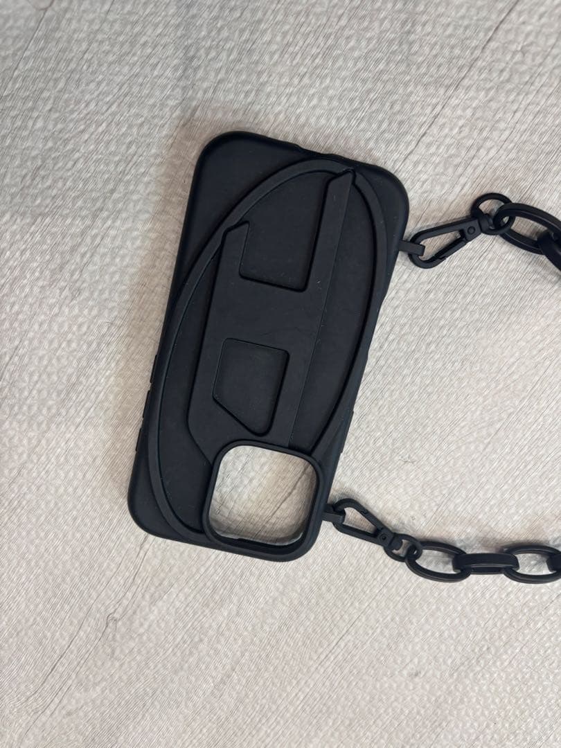 ブラック シリコン iPhoneケース チェーン付き