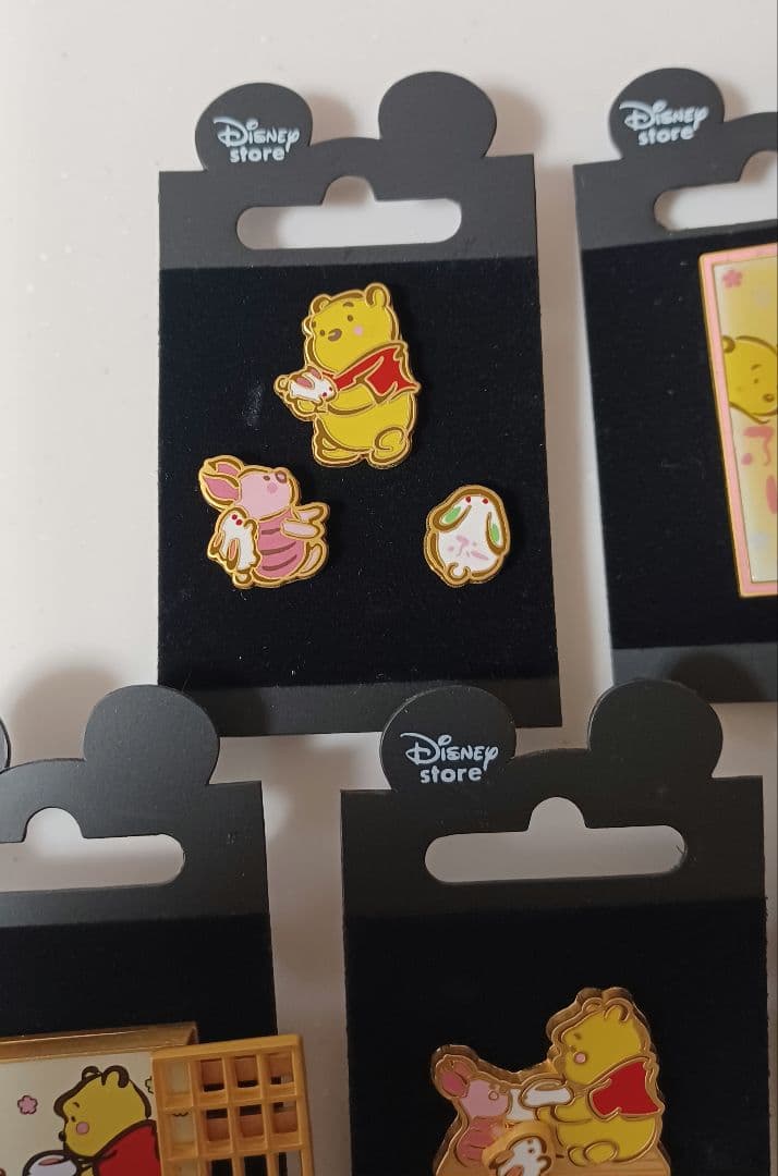 ディズニー　うさっこぷー　ピン　バッジ