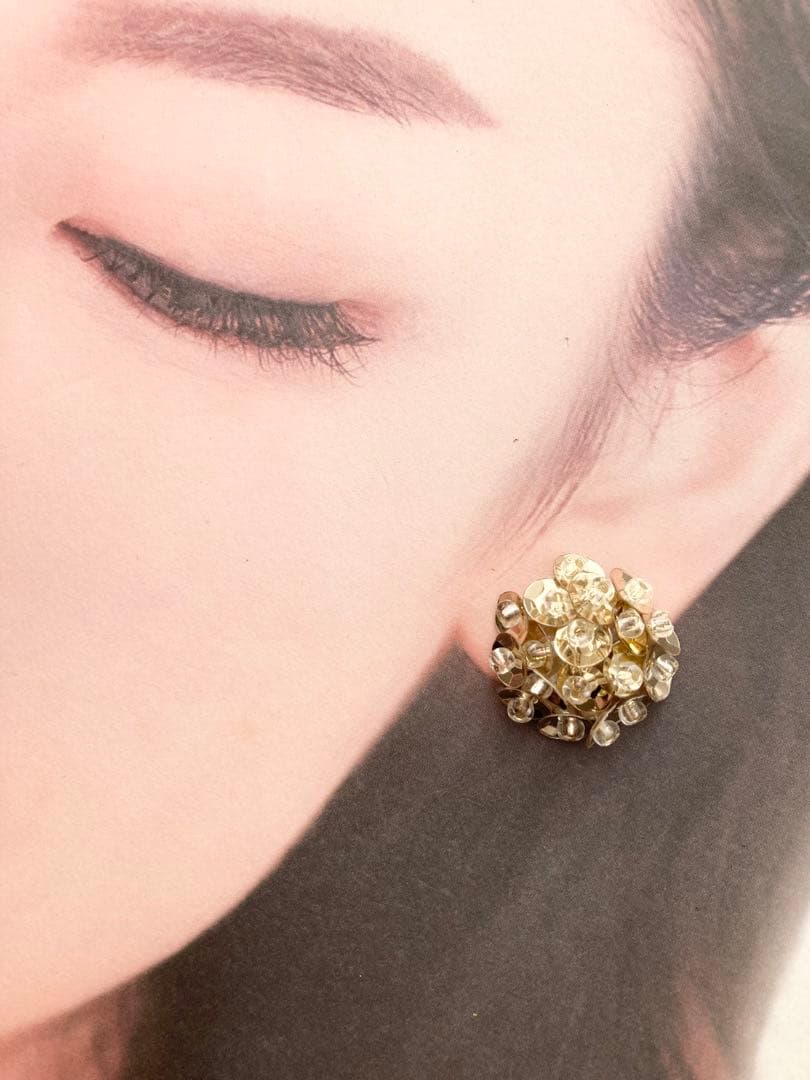 999.ビーズ刺繍ピアス　イヤリング