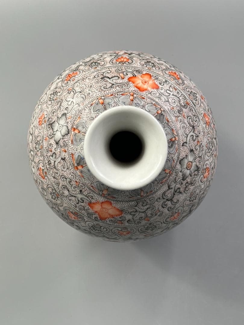 中国美術　 清朝　清時代　大清乾隆年製款　墨彩粉彩龍紋花瓶　華道具　唐物　古物