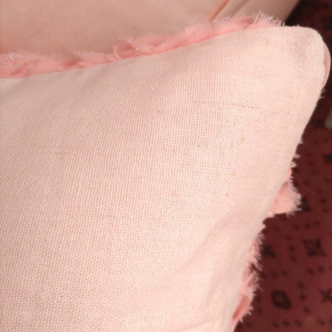 フランフラン　チュールクッションカバー麻20％　薔薇／ヌードクッション付　２組