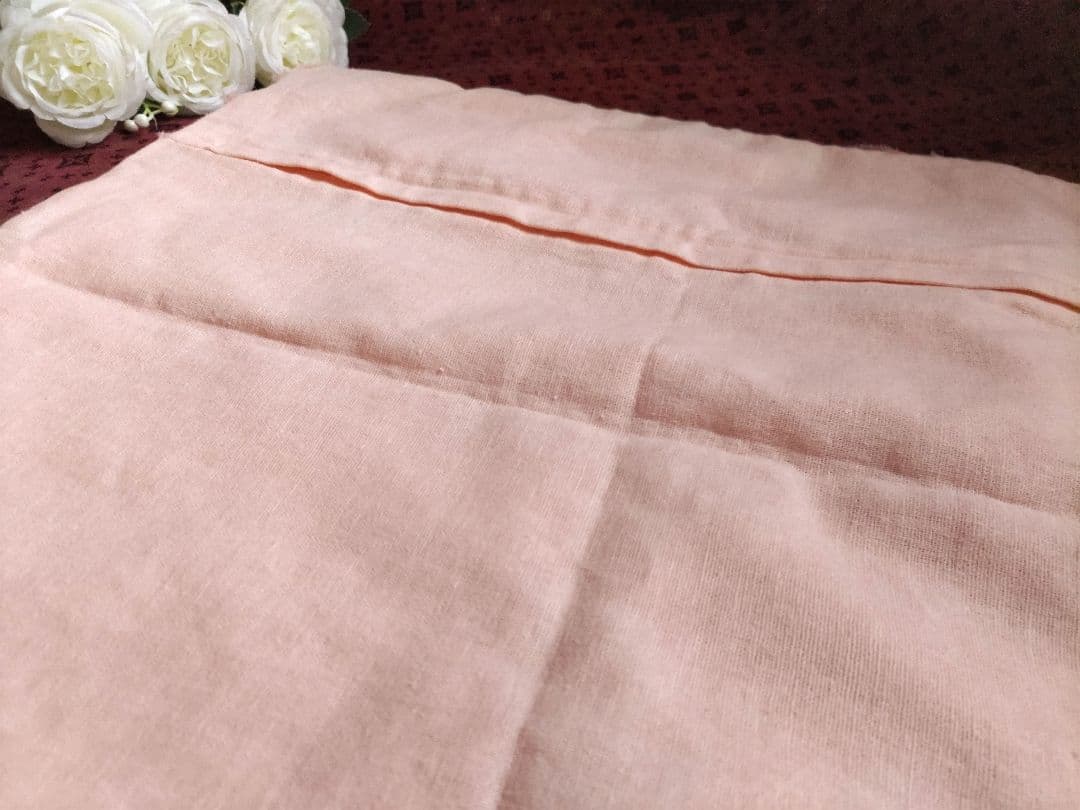 フランフラン　チュールクッションカバー麻20％　薔薇／ヌードクッション付　２組