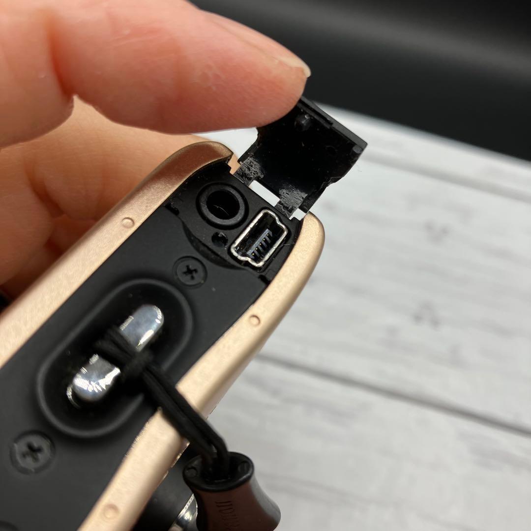 ジャンク品 Canonキャノン IXY 20IS